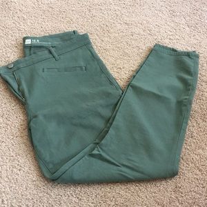 Gap modern stretch skinny crop